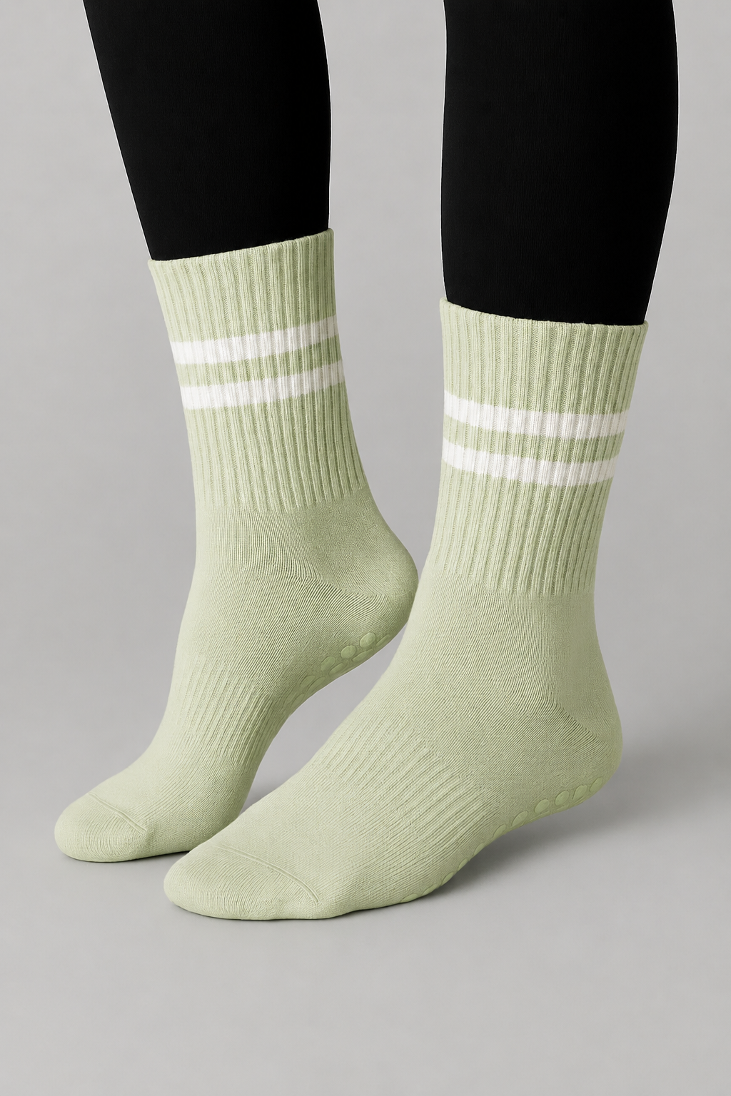 Grip Crew Socks - Non-Slip - Light Green